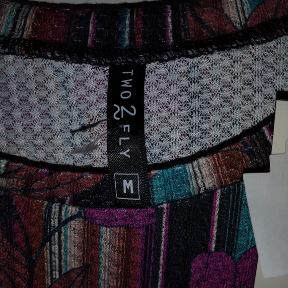 Two 2 Fly - Picture 2 of 2